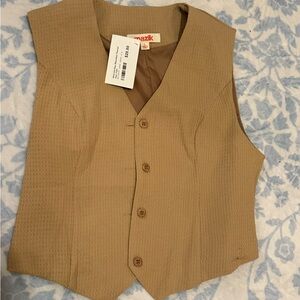 Mazik Tan Button-Up Vest